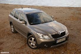 Skoda Octavia Scout 3